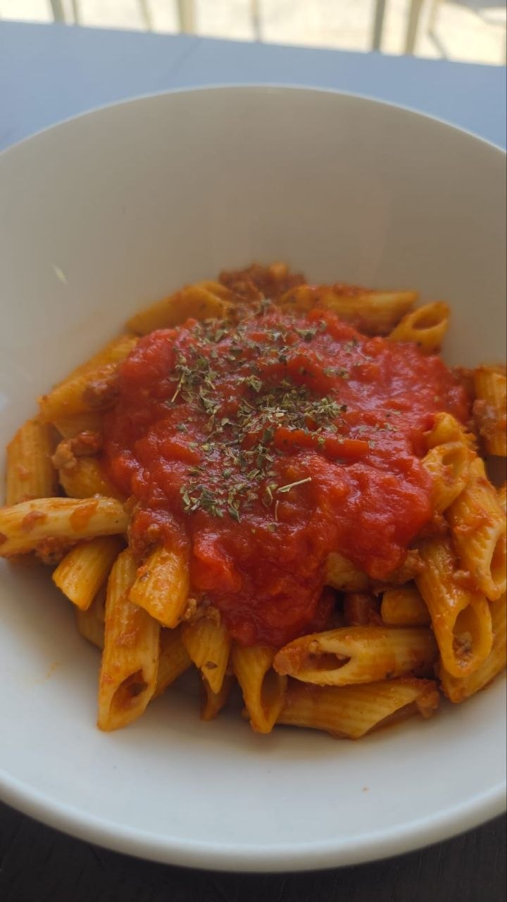 Pasta sin gluten con tomate